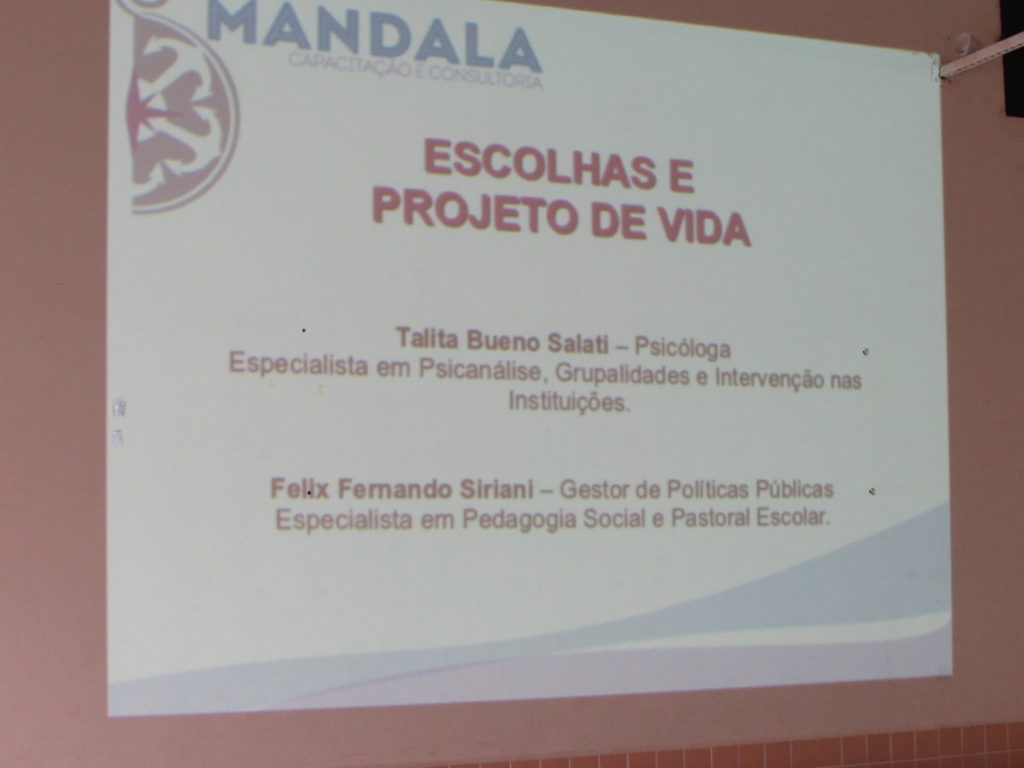 Mandala faz palestra em Araras